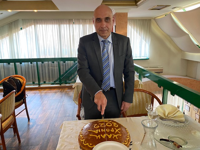 Η Ένωση Ελληνικών Επιχειρήσεων στη Βόρεια Μακεδονία έκοψε την Πρωτοχρονιάτικη πίτα της